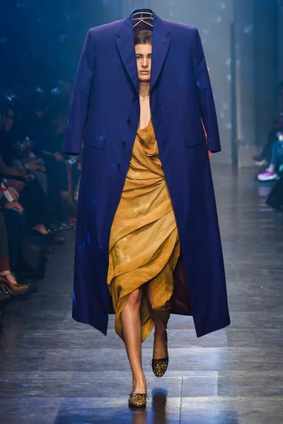 Look 6